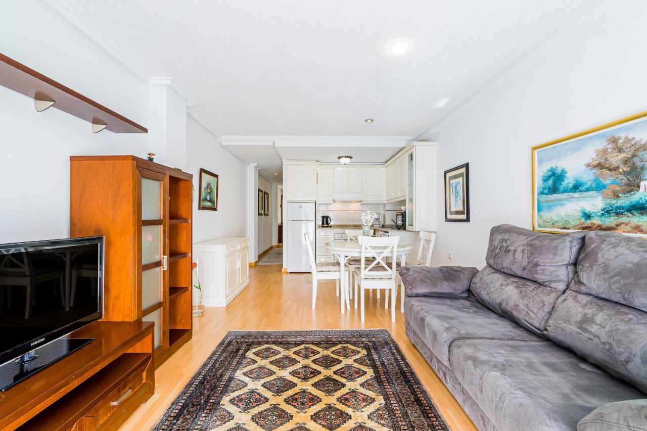 Apartment Natalia Torrevieja Bagian luar foto